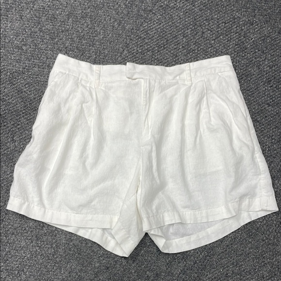 a new day Pants - A New Day Womens Linen Blend white shorts NWOT Size 14